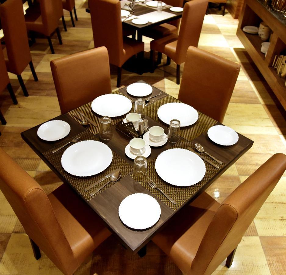Hotel Crystal Grand Haldwāni Dış mekan fotoğraf
