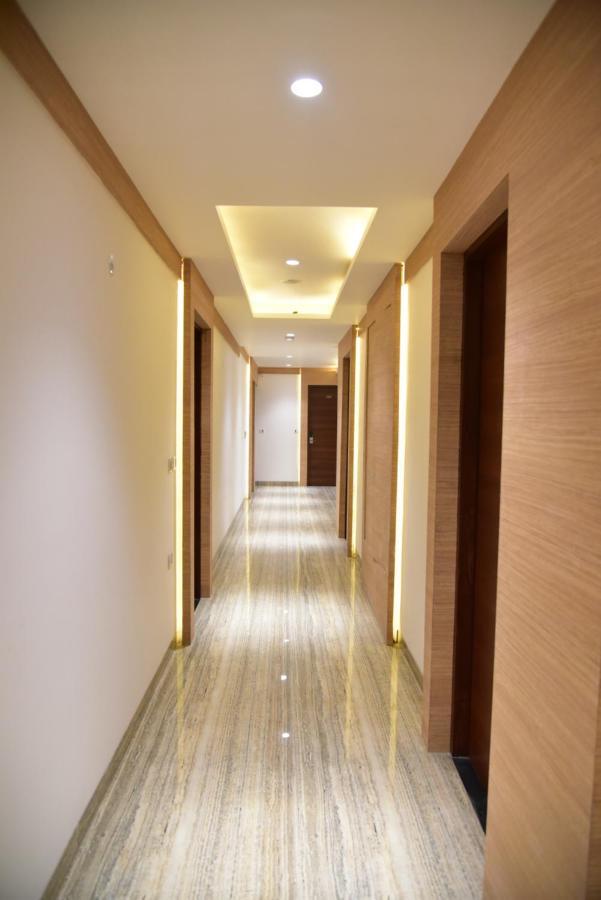 Hotel Crystal Grand Haldwāni Dış mekan fotoğraf